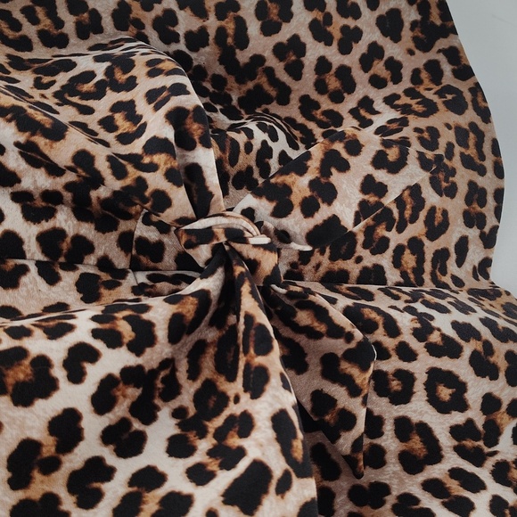 Ann Taylor Petite Leopard Pullover Blouse With Front Tie *Read Below* LP - Picture 4 of 7